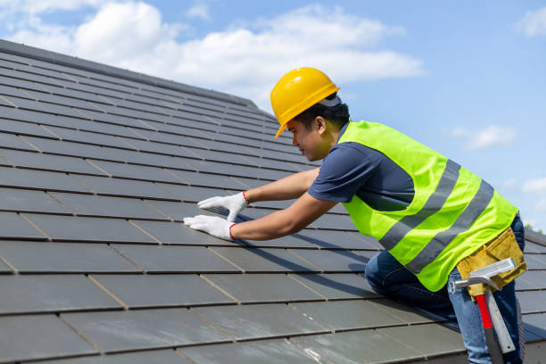 Roof Gutter Cleaning in Casa Conejo, CA